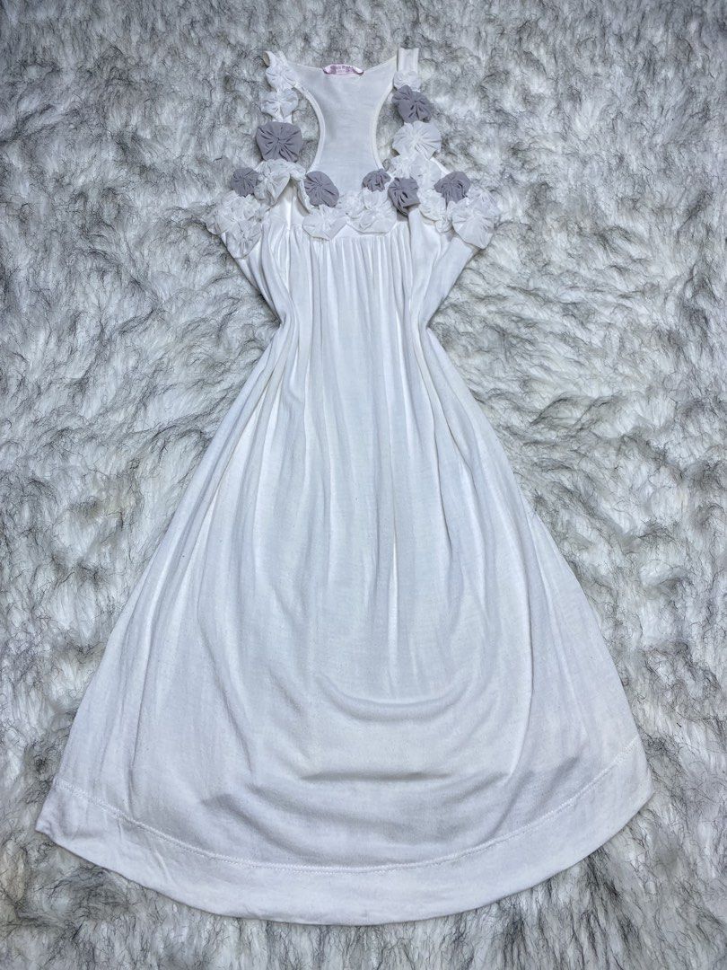 Romeo & juliet couture (medium) (Category: Undergarments & Loungewear) located in Manila. Submitted by csjlgen (Listing ID 1468087463, Image 2). Description: .