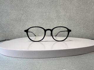 (Category: ) located in . Submitted by pop.optical (Listing ID 1468140304, Image 1). Description: .