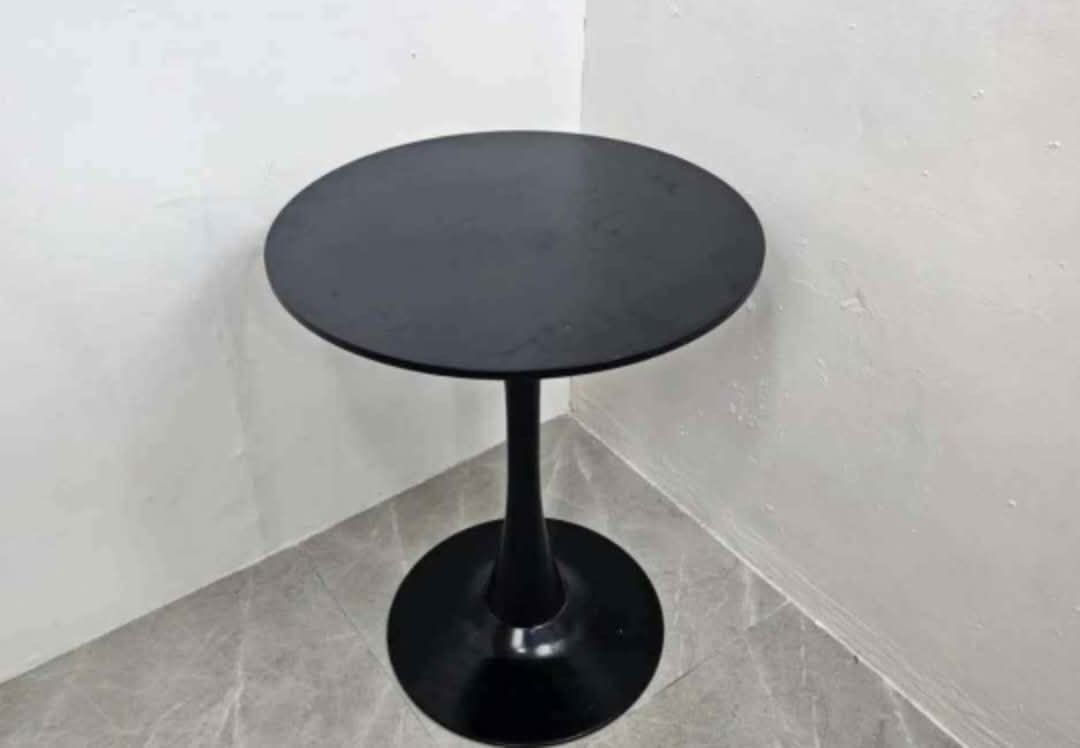 Round Coffee Resto Table (Category: Tables & Sets) located in Valenzuela. Submitted by jhagonzales (Listing ID 1468200563, Image 1). Description: COFFE TABLE STRAIGHT ORDINARY LEEGS LAMINATED TOP ₱2,500 60cm ₱2,800 70cm.