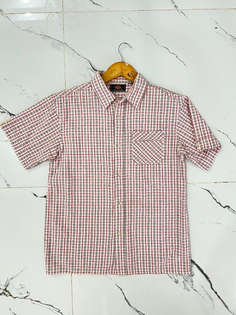 Route 66 Plaid Short Sleeve Button Down Shirt Size S (Category: Tshirts & Polo Shirts ) located in Baguio. Submitted by pureearth.5f1c08 (Listing ID 1468077290, Image 1). Description: - Brand: Route 66 - Style: Short-sleeve button-down shirt - Color/Pattern: White with red and grey plaid - Features: Standard collar, single left chest pocket, lightweight textured fabric, full front button closure - Size: Small - Condition: Excellent.