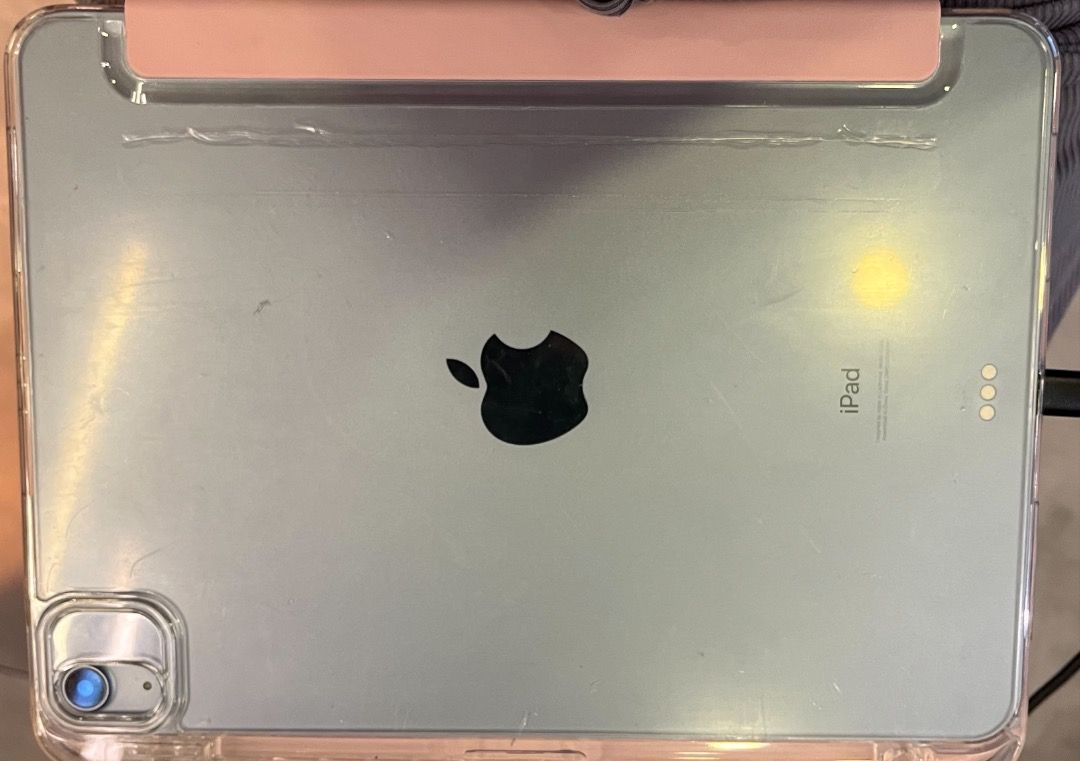 RUSH ipad air 4- 256 (Category: iPad) located in Valenzuela. Submitted by ashley_411 (Listing ID 1468163351, Image 2). Description: - Model: Apple iPad Air 4 - Storage Capacity: 256GB - Condition: Pre-owned; comes with a clear protective case - Display: Clean screen and fully functional display - Ideal Use: Great for multitasking, online classes, streaming, and daily productivity .
