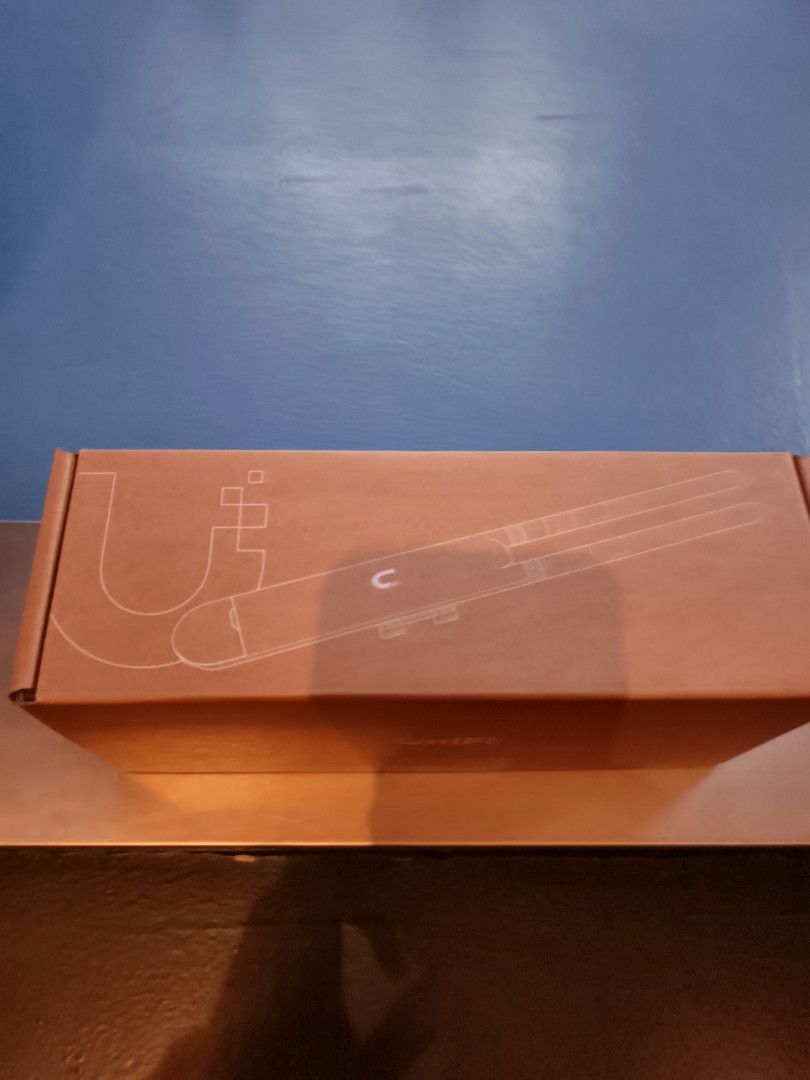 RUSH SALE – Ubiquiti UniFi UAP-AC-HD + UAP-AC-M + UMA-D Bundle (Category: Networking) located in Taguig. Submitted by armin_donato003-05647 (Listing ID 1468085708, Image 3). Description: Selling all 3 Ubiquiti UniFi networking products as one bundle only. INCLUDED: • UAP-AC-HD – UniFi Wi-Fi Access Point • UAP-AC-M – UniFi AC Mesh Access Point • UMA-D – Directional Dual-Band Antenna CONDITION: ✅ Brand new and never used ✅ Original boxes available 