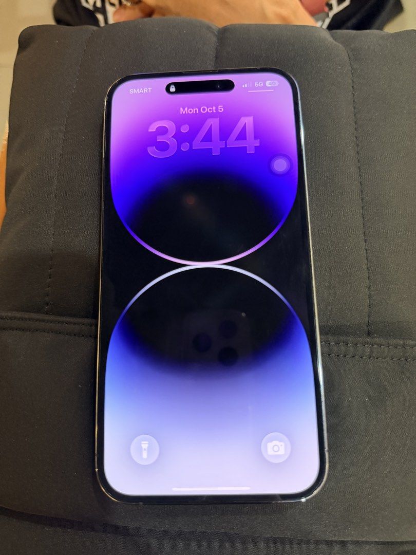 S: Iphone 14 Pro Max 128GB Deep Purple (Category: iPhone 14 Series) located in Manila. Submitted by goldenearth.4db9d0 (Listing ID 1468280232, Image 1). Description: FOR SALE! Iphone 14 Pro Max, deep purple 128 GB Condition: - 76% Battery Health - No scratches, dents or cracks - Never repaired Unit & Box only RFS: Upgrade 📍Muntinlupa.