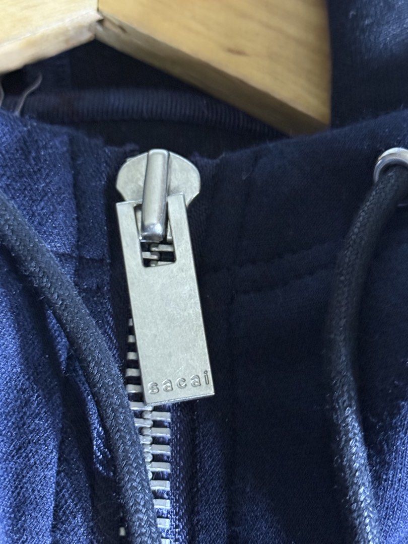 Sacai hoodie zip up (Category: Hoodies) located in Quezon City. Submitted by dailyfits08 (Listing ID 1468236593, Image 3). Description: Sacai zip up 20x22 Size small - medium excellent .