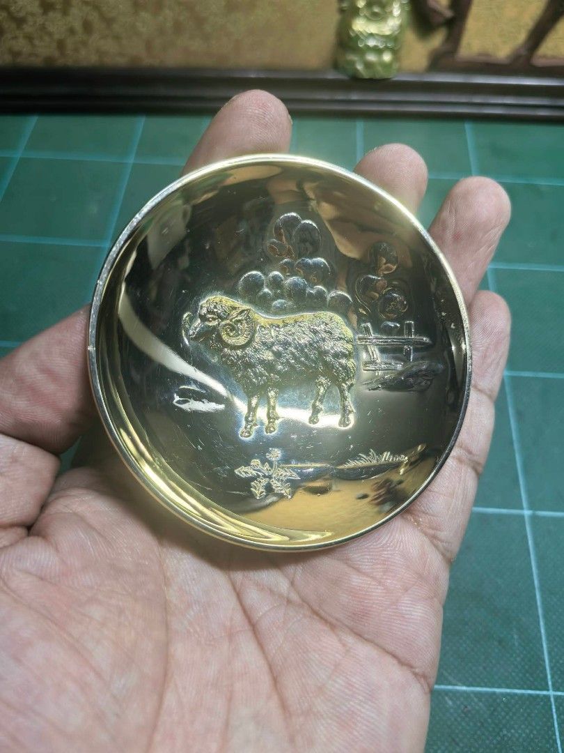 Sake Cup - Ram 24K GP (Category: Other Home Decor) located in Cebu City. Submitted by dudes_villanueva (Listing ID 1468105465, Image 1). Description: Sake Cup - Ram 24K GP 📌 In excellent condition. Diameter : 2.8 in.