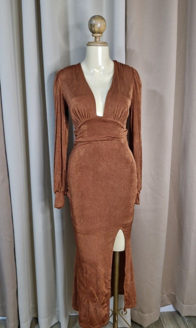 SALE‼️M: Dress (Category: Dresses) located in Calabanga. Submitted by deniseallyson (Listing ID 1468114385, Image 1). Description: .