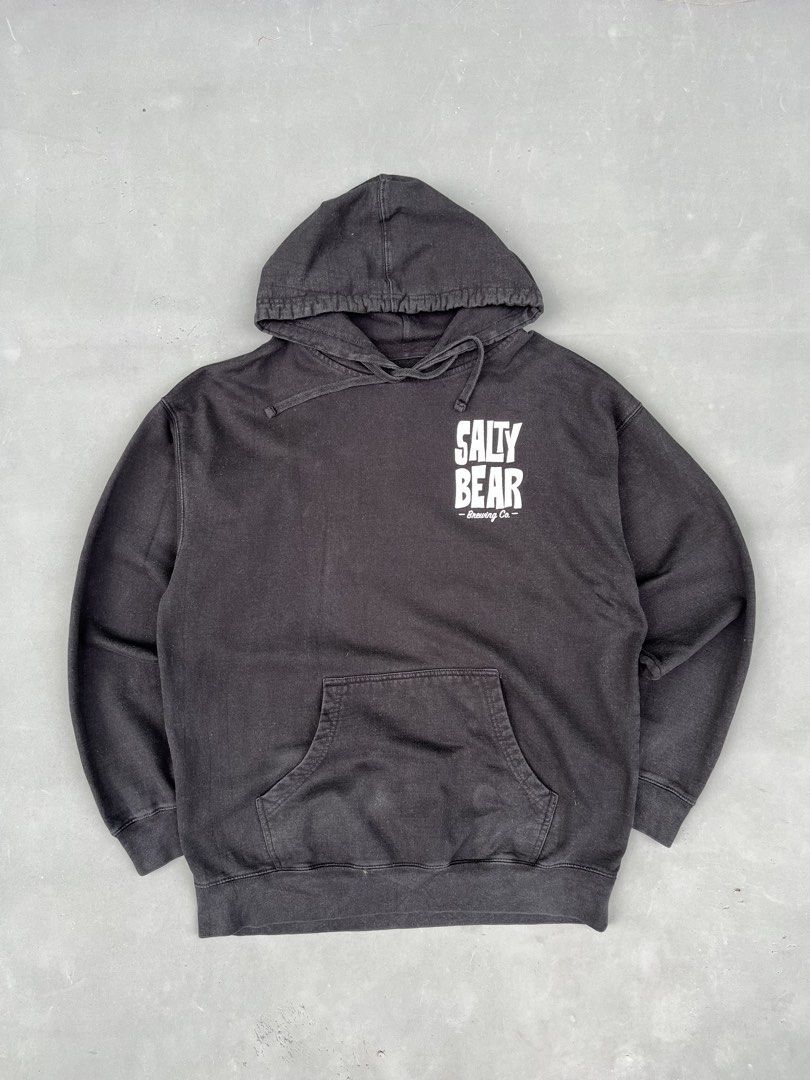 SALTY BEAR BREWING CO. PULLOVER HOODIE (Category: Hoodies) located in Quezon City. Submitted by kentstuff (Listing ID 1468085577, Image 1). Description: SALTY BEAR BREWING CO. PULLOVER HOODIE Size L On Tag Shoulder-Hem : 29” Pit-Pit : 24” Condition: Excellent CR: 9/10 Flaws: ❌ Needwash DISCLAIMER: This is a thrifted item. All brands, logos, and trademarks belong to their rightful owners. We’re here to rehome great pieces — no brand affiliation in