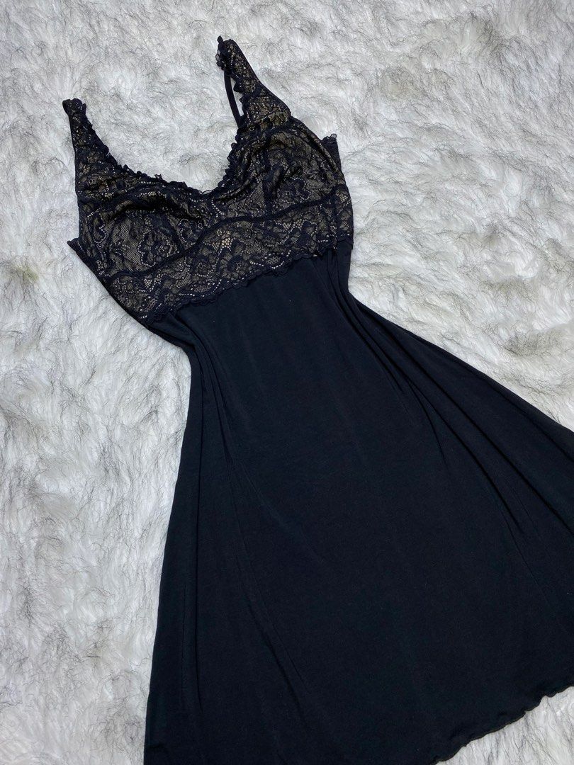Samantha new york (medium) (Category: Undergarments & Loungewear) located in Manila. Submitted by csjlgen (Listing ID 1468095987, Image 3). Description: .