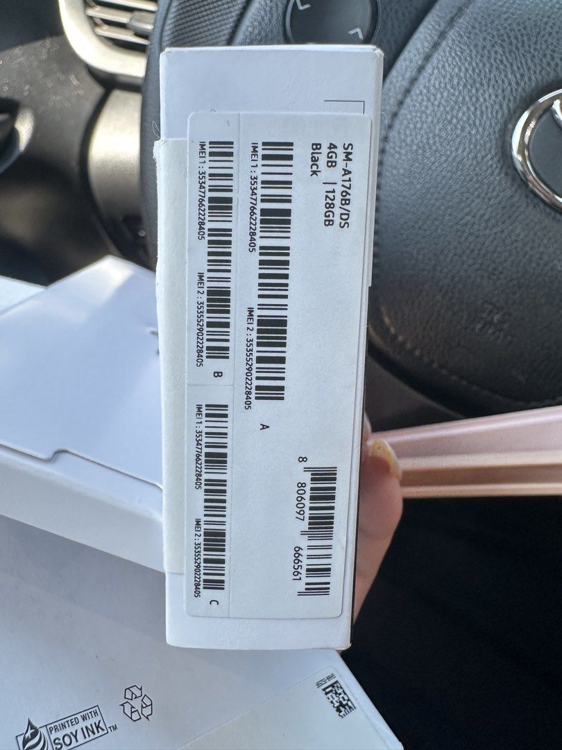 SAMSUNG A17 5G (Category: Android Others) located in Muntinlupa City. Submitted by dws9j8vtm669546 (Listing ID 1468076550, Image 3). Description: - Brand: Samsung - Model: Galaxy A17 5G - Color: Black - Storage: 128GB - RAM: 4GB - Condition: Brand new in box - Features: 5G network ready, sleek modern design, expandable storage - Meetup Locations: Festival Mall Alabang, Carmona, Biñan, and San Pedro Laguna (no extra fee for these areas) NOT USED. 