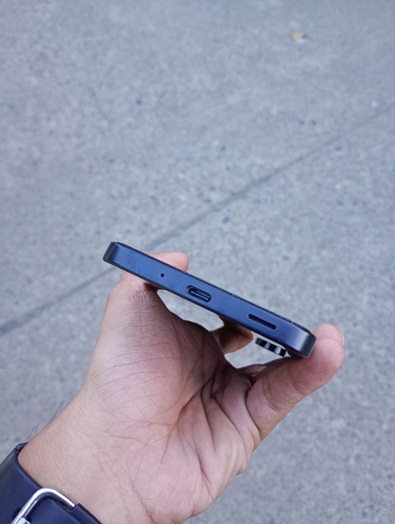 Samsung A17 LTE 4+4/128 (Category: Samsung) located in Paranaque City. Submitted by ryanllamas (Listing ID 1468065221, Image 3). Description: Samsung A17 4+4/128 Price: 6500 ( Fix ) OPEN FOR SWAP " lower unit + cash " Package: Unit & Case Only Meet up: Calumpit and Malolos Quick Specs: Display: 6'7 Inch Super Amoled 1080p Reso Ram: 4gb ram + 4gb Extension Battery: 5000 Mah Camera Front: 13mp Camera Rear: 50mp wide 5mp ultrawide 2mp macro .