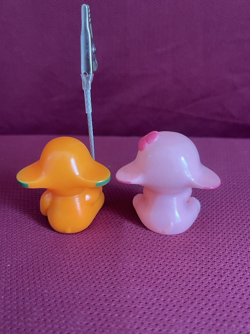 Sato-Chan Satoko-chan (Category: Designer & Blind Box Toys) located in Manila. Submitted by dstrangerthings (Listing ID 1468229356, Image 3). Description: features a wire metal memo clip, green painted feet, and stands out as a fun desk accessory .