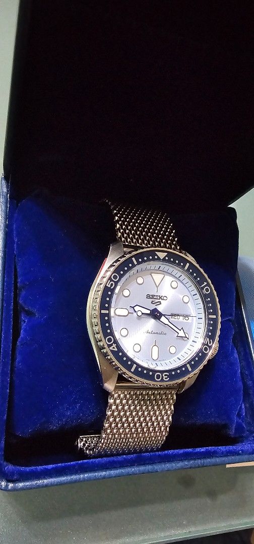 Seiko 5 Sports Automatic Watch (Category: Men's Watches) located in Mandaluyong City. Submitted by rollie.gonzales (Listing ID 1468125860, Image 3). Description: Seiko 5 SRPE77K1 caliber 4R36 automatic with manual winding & hacking 24 jewels 42.5 mm diameter, crystal hardflex with day/date display. Dial color: ice blue. .