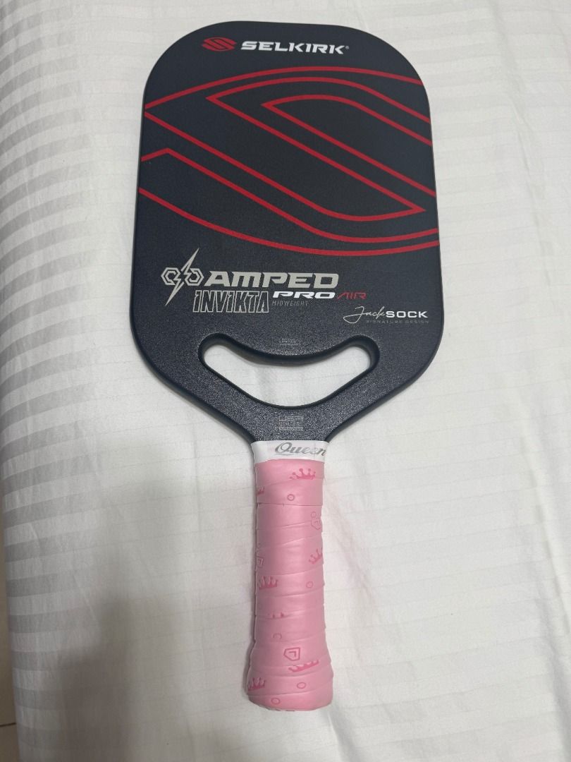 Pickleball Paddles (Category: Racket and Ball Sports) located in Manila. Submitted by hashdash (Listing ID 1468178669, Image 3). Description: Brand Item Selling Cost Selkirk Invicta Pro ₱6,000.00 Selkirk Geo ₱4,000.00 Enhance Gen 4.5 ₱6,000.00 Enhance Duo ₱6,000.00 Six Zero Ruby Pro ₱6,000.00 Six Zero Diamond Double Black ₱8,000.00.