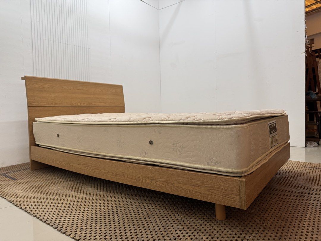 Semi double Bedset (Category: Bed Frames & Mattresses) located in Quezon City. Submitted by matetdevis13 (Listing ID 1468225844, Image 3). Description: Wooden Semi Double Bed Set with Robe Pillow Top and Pocket Coil Mattress Price: 13,500 Frame: 48 x 79 x 35/9 Mattress: 48 x 77 x 10.5 In good condition Code MJS66-MJ415.