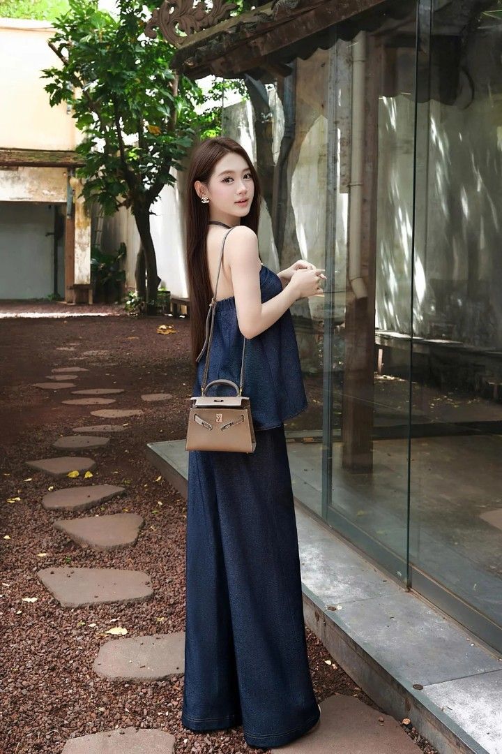 Bleu Elegance Set (Category: Dresses) located in Kuala Lumpur. Submitted by celynmy (Listing ID 1468242556, Image 2). Description: Available for pre-order ETA 7days S / M / L / XL Alteration service available.