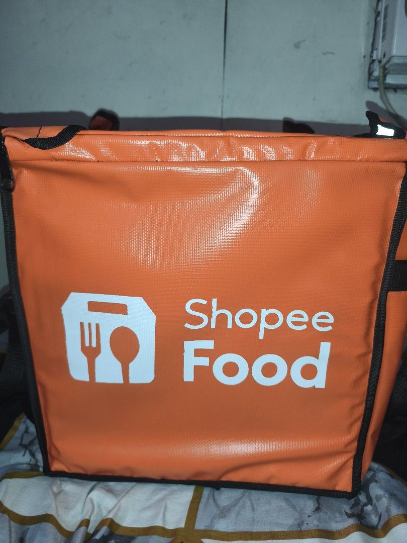 SFD THERMAL BAG (Category: Accessory Holder, Box & Organizers) located in Malabon City. Submitted by leanneshop (Listing ID 1468111288, Image 1). Description: SFD BAG DELIVERY BAG THERMAL BAG.