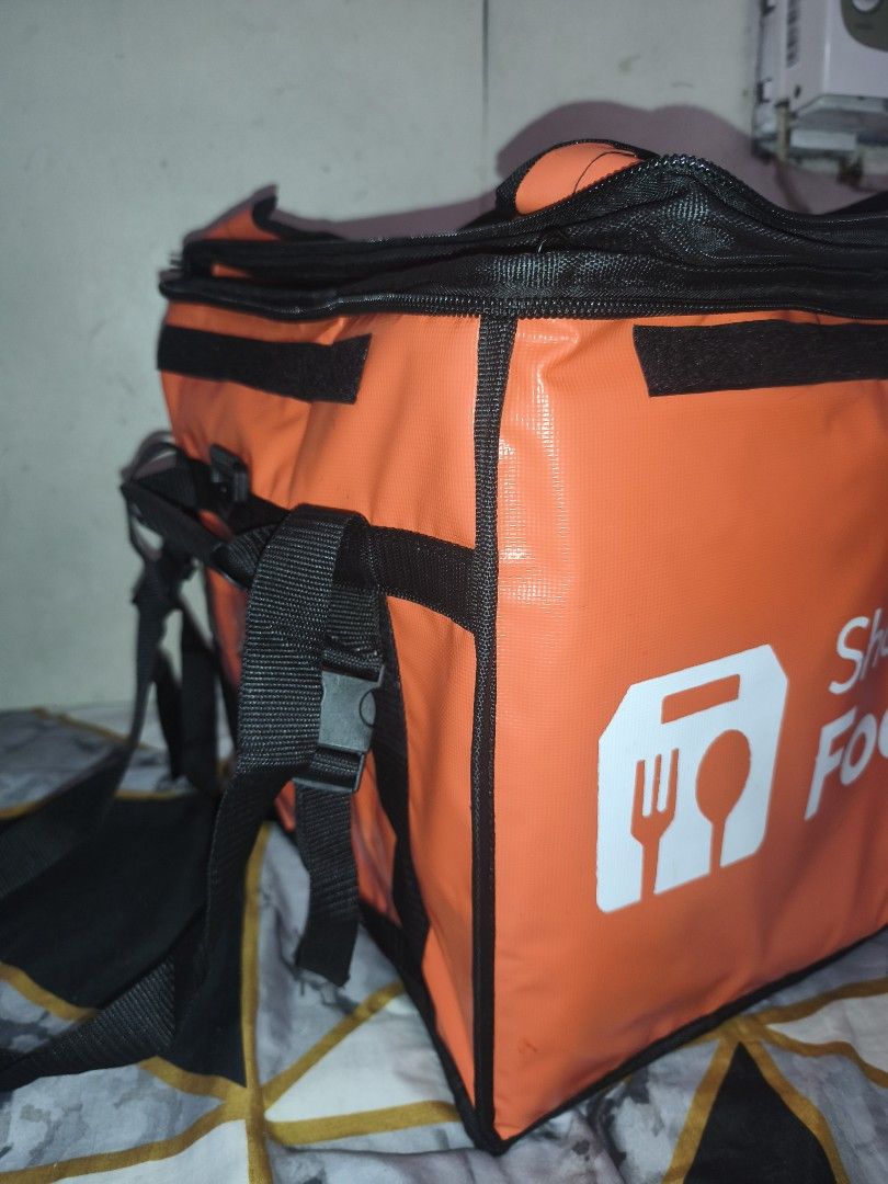 SFD THERMAL BAG (Category: Accessory Holder, Box & Organizers) located in Malabon City. Submitted by leanneshop (Listing ID 1468111288, Image 2). Description: SFD BAG DELIVERY BAG THERMAL BAG.