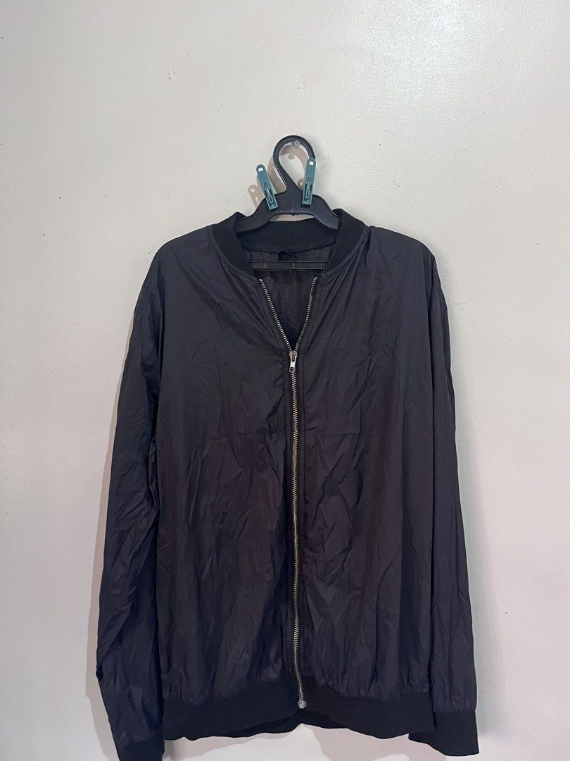Shein Black Jacket (Category: Coats, Jackets and Outerwear) located in Manila. Submitted by serra_shop (Listing ID 1468204458, Image 1). Description: Shein Cool fabric Water proof S-Large Location: Pampanga Courier: J&T.