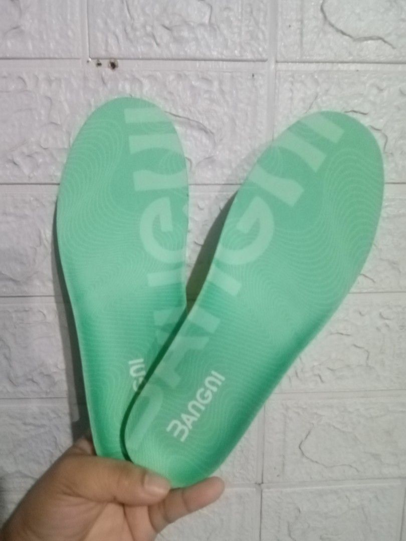 Shoe insole/insert (Category: Home Improvement Tools & Accessories) located in Caloocan City. Submitted by 4kidsstore (Listing ID 1468169160, Image 1). Description: Size 40 Pwede itrim.
