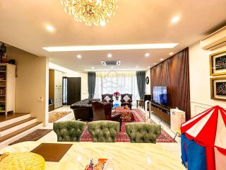 (Category: ) located in . Submitted by mudah1594556 (Listing ID 1456410074, Image 1). Description: .