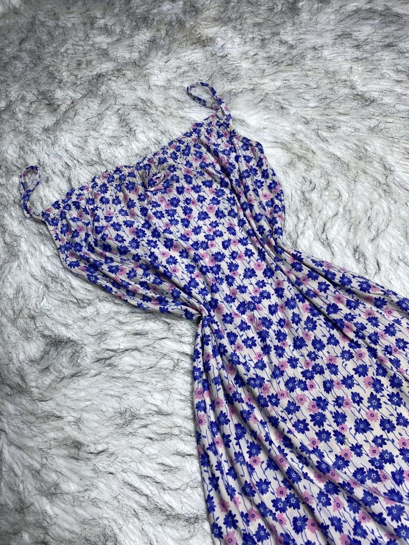 Slip lingerie (large/ xl) (Category: Undergarments & Loungewear) located in Manila. Submitted by csjlgen (Listing ID 1468111978, Image 3). Description: .