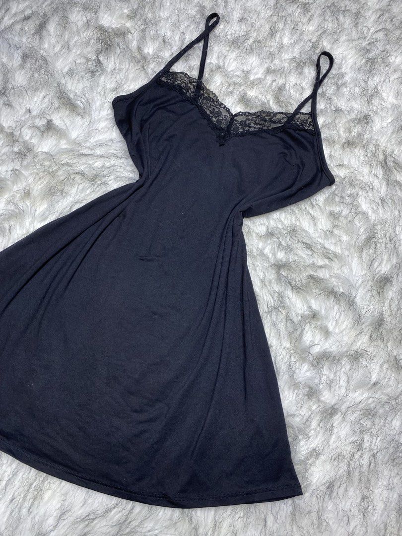 slip lingerie (small/medium) (Category: Undergarments & Loungewear) located in Manila. Submitted by csjlgen (Listing ID 1468075691, Image 2). Description: .