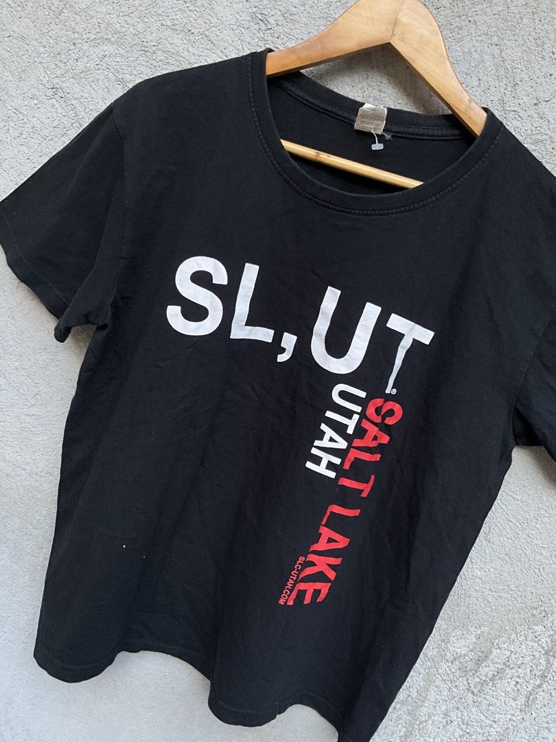 SL,UT statement tee y2k university tee (Category: Shirts) located in Polangui. Submitted by thruftgineer (Listing ID 1468228780, Image 2). Description: .