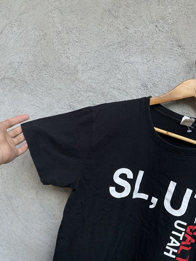 SL,UT statement tee y2k university tee (Category: Shirts) located in Polangui. Submitted by thruftgineer (Listing ID 1468228780, Image 3). Description: .
