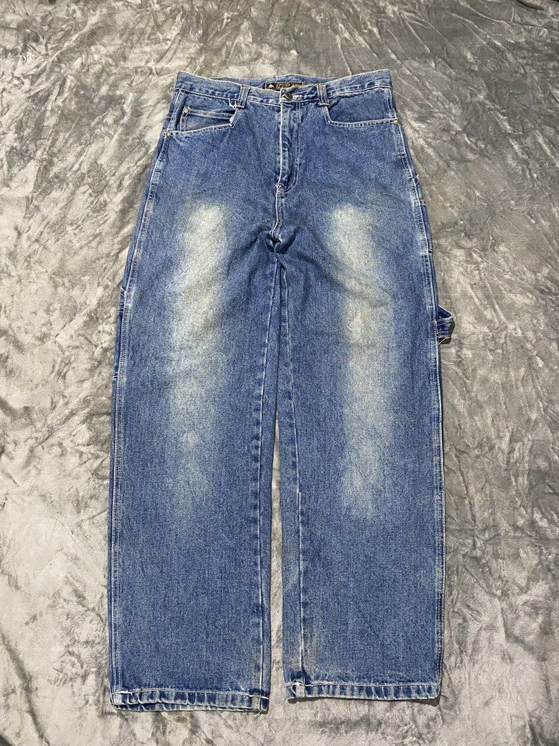 SNOOP DOGG carpenter pants (Category: Jeans) located in Iloilo. Submitted by s4int_1ceman (Listing ID 1468083185, Image 2). Description: Dimes: 33w 43l 13t 9h Issue: Random tag only also needs wash.