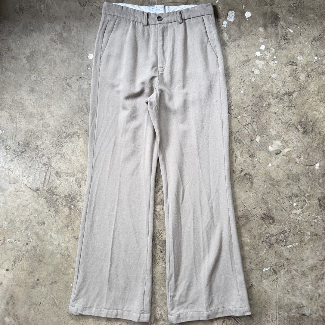 Societe Anonyme - Wool Flared Pants (Category: Trousers) located in Cavite. Submitted by 4118.ph (Listing ID 1468223134, Image 1). Description: Medium 30-31 Excellent condition Minor imperfection check last photo Waist 15.5” Length 43.5” Inseam 32” Leg opening 11.7”.