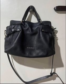 (Category: ) located in . Submitted by mendycloset (Listing ID 1468198249, Image 1). Description: .