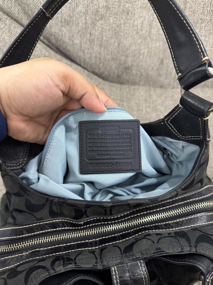 SOHO LYNN SMALL (Category: Luxury Bags & Wallets) located in Angeles City. Submitted by xera_a (Listing ID 1468256064, Image 3). Description: .