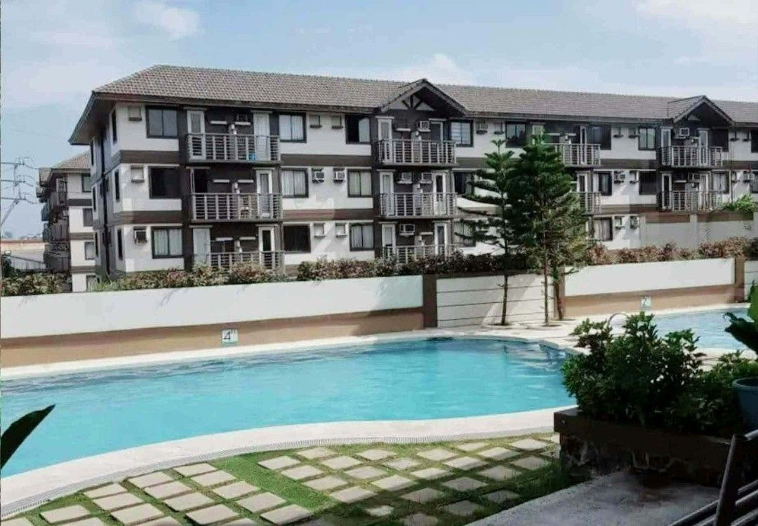 Solano Hills Condominiums (Category: Apartments & Condos) located in Las Pinas. Submitted by siegf80 (Listing ID 1468066578, Image 1). Description: Solano Hills Condominium – Building 5 Villongco Ave., Sucat, Muntinlupa City Experience comfortable city living in this well-maintained semi-furnished studio unit located in a peaceful mid-rise community with excellent accessibility to major establishments and business districts. Property Details: • S