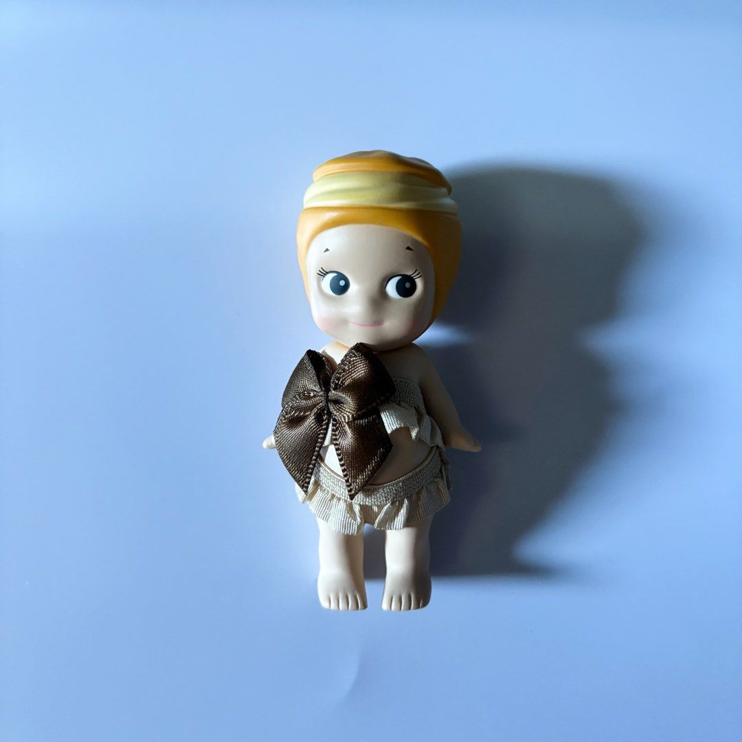 Sonny Angel Snack Series 2023 Authentic (Category: Designer & Blind Box Toys) located in San Fernando. Submitted by lovemypreloveddd (Listing ID 1468093874, Image 2). Description: no box and foil 2023 sonny ✿ Please check all photos & details before claiming ✿ Colors may look slightly different depending on lighting/screen ✿ Rest assured, I’ll pack your orders safely & securely ♡ Thank you for giving my preloved pieces a new home! ˚ʚ♡ɞ˚ Happy sho