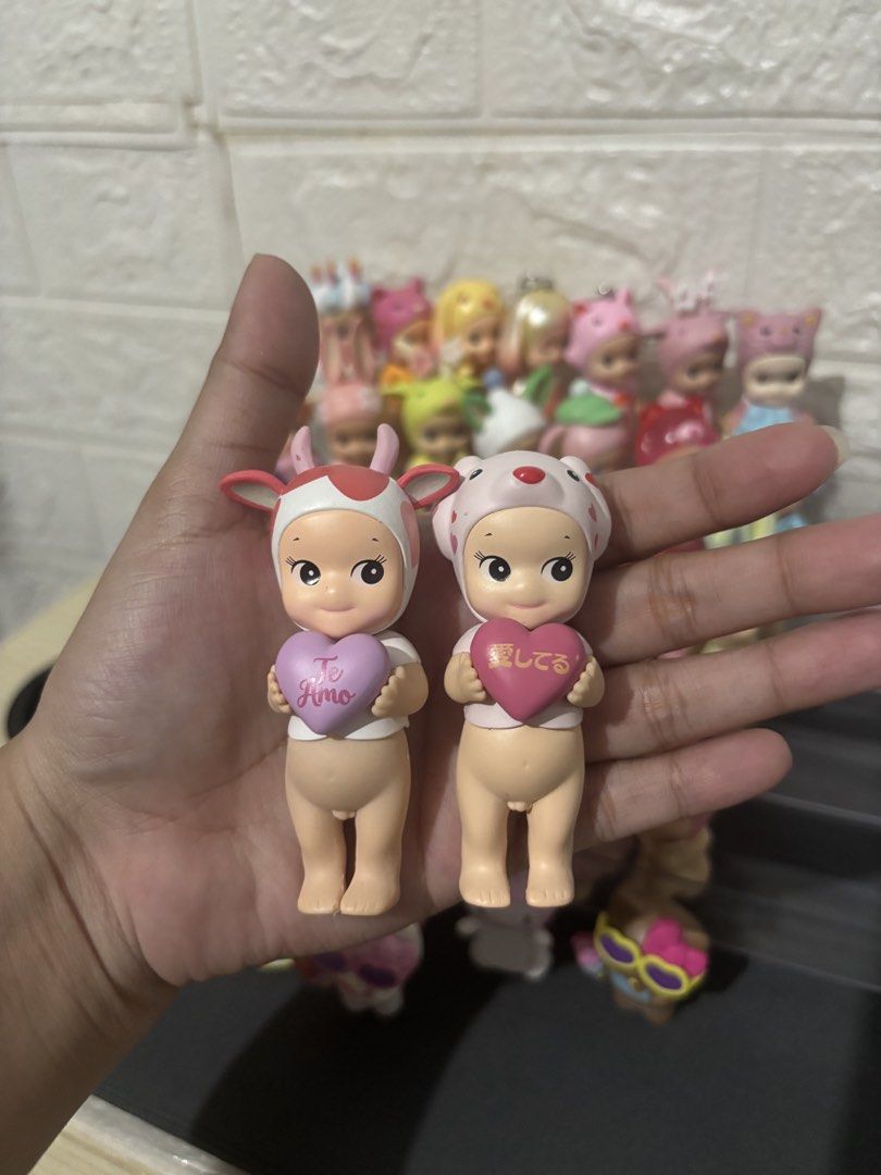 Sonny Angels Message of Love (Category: Designer & Blind Box Toys) located in Mandaluyong City. Submitted by allyph (Listing ID 1468214366, Image 1). Description: Duplicates of sonny angels that look like originals, in short TOPG - perfect for collectors - with box n foil - good condition message me for more information 💸 Payment methods: - GCASH - Maribank 🚚 Delivery methods: - J&T - Lalamove - Can do meet ups if within the place 📍Mandaluyong