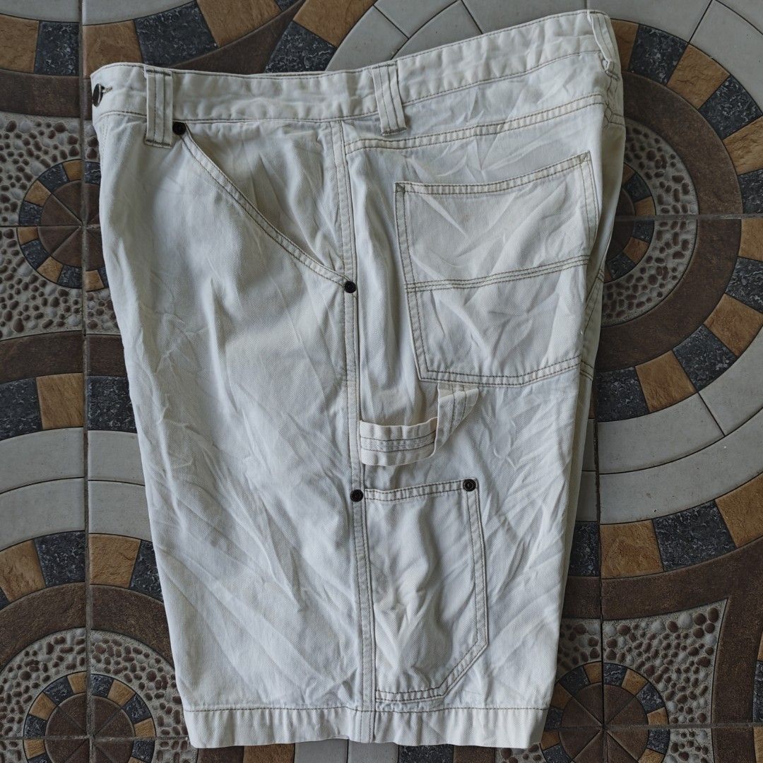 Sonoma Baggy Carpenter Shorts (Category: Shorts) located in Roxas. Submitted by rhenzgcil (Listing ID 1468162204, Image 2). Description: Size 32 Waist: 30-32 Length: 20 Hem: 12.