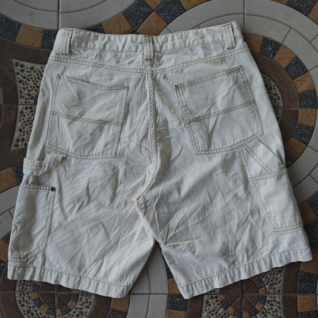 Sonoma Baggy Carpenter Shorts (Category: Shorts) located in Roxas. Submitted by rhenzgcil (Listing ID 1468162204, Image 1). Description: Size 32 Waist: 30-32 Length: 20 Hem: 12.