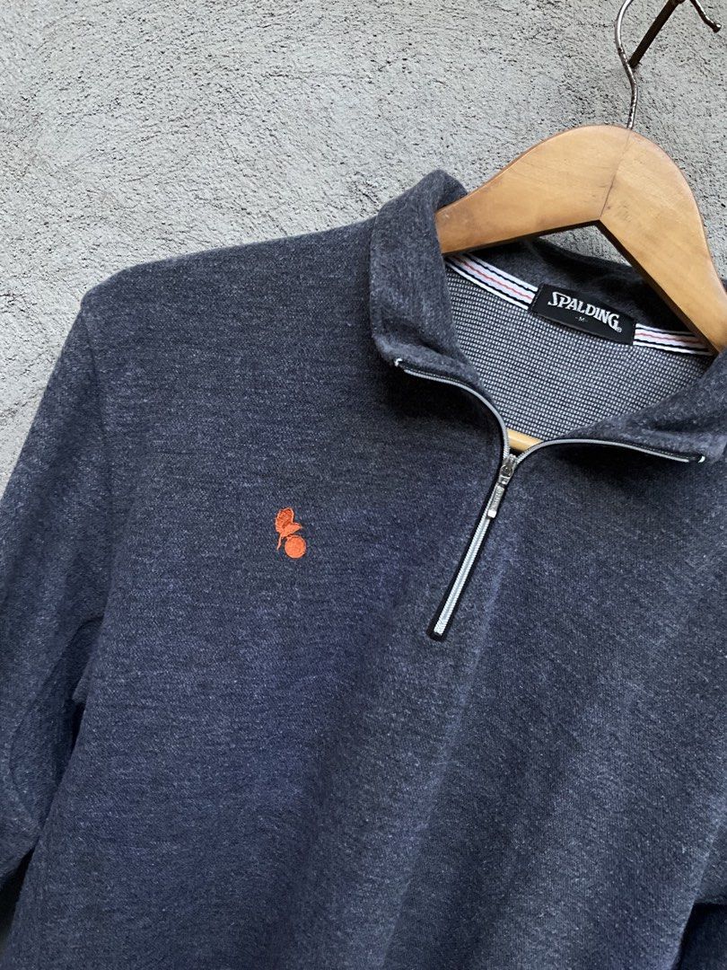 Spalding q zip jacket (Category: Coats, Jackets and Outerwear) located in Polangui. Submitted by thruftgineer (Listing ID 1468229344, Image 2). Description: .