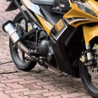Yoshimura titanium blue Tri-cone Gen 2 with cert, Motorcycles ...