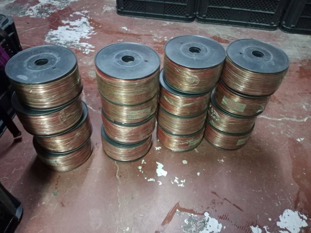 SPEAKER WIRE Specs: #22 x 100mts Transparent (Category: Everything Else Others) located in Manila. Submitted by joeyroque09 (Listing ID 1468100879, Image 2). Description: SPEAKER WIRE Specs: #22 x 100mts Transparent.