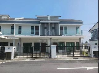 (Category: ) located in . Submitted by mudah1428123 (Listing ID 1456033653, Image 1). Description: .
