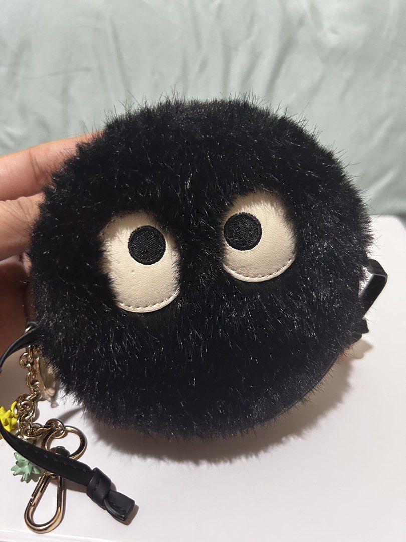 Spirited Away soots purse (Category: Purses & Pouches) located in Dasmarinas. Submitted by jedskie0810 (Listing ID 1468211532, Image 2). Description: Original Bought at boxlunch usa Free chain if you want to make it sling.