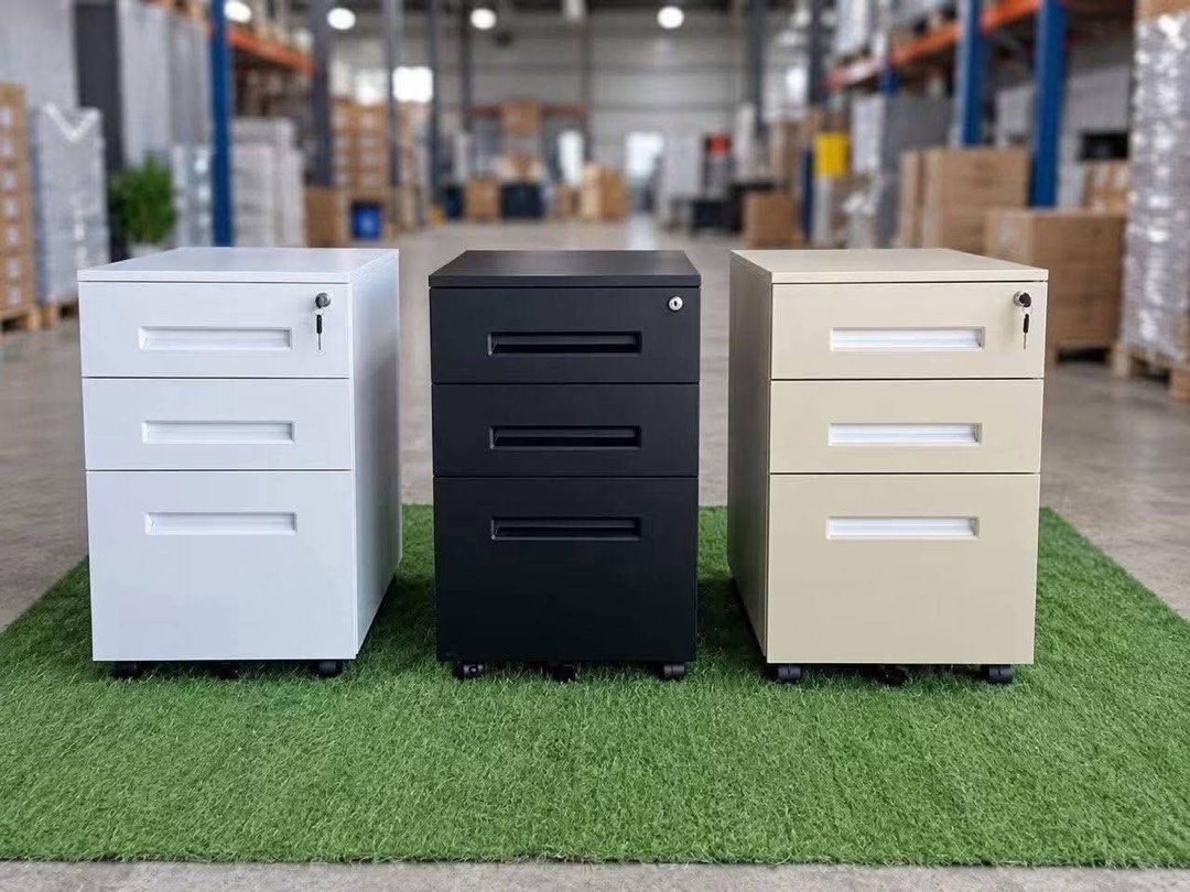 Steel Mobile Pedestal (Category: Shelves, Cabinets & Racks) located in Valenzuela. Submitted by jhagonzales (Listing ID 1468197663, Image 3). Description: .