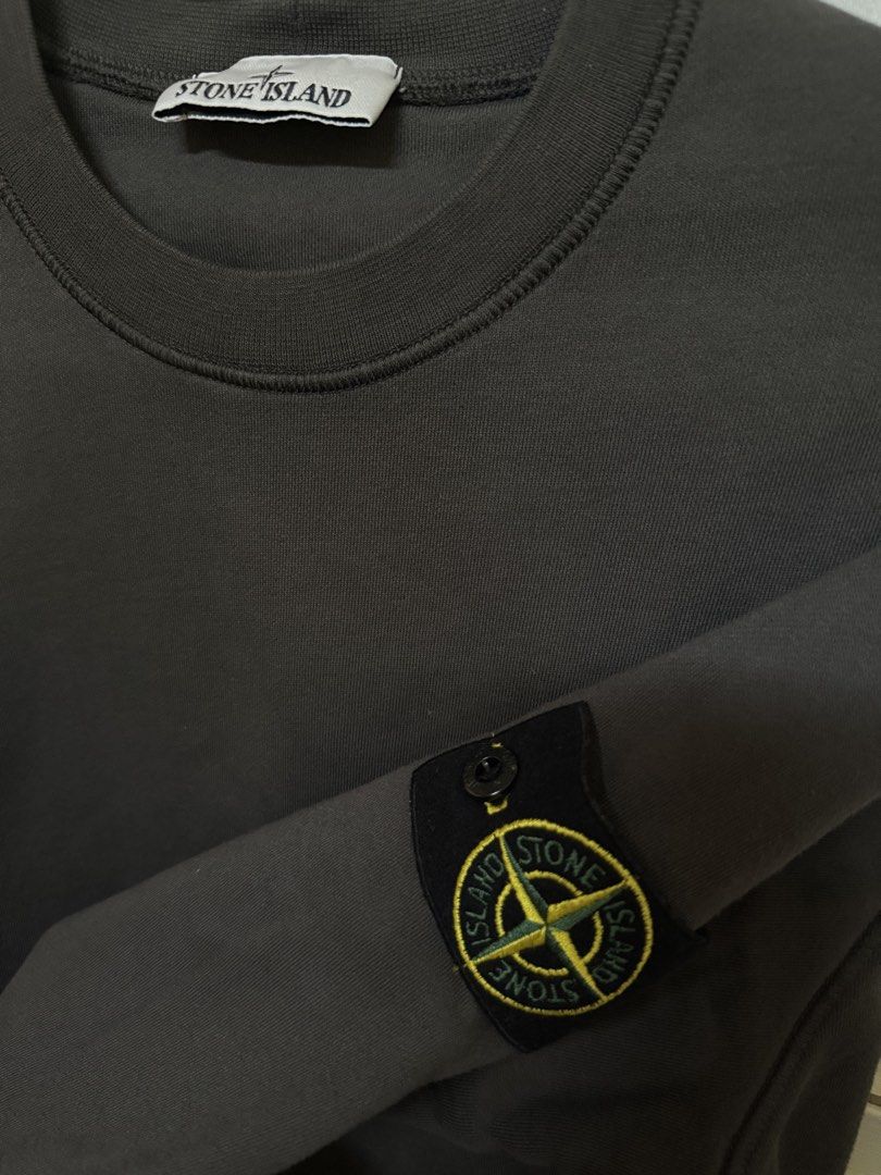 Stone Island Sweatshirt Charcoal S (Category: Coats, Jackets and Outerwear) located in Quezon City. Submitted by justthinkingg (Listing ID 1468059618, Image 3). Description: For sale - Stone Island Organic Cotton Fleece Sweatshirt (used twice, with proof of purchase and authenticity QR tag) Size S Selling for - 10.5k only Location: Sta Mesa, QC Buyer shoulders delivery fee.