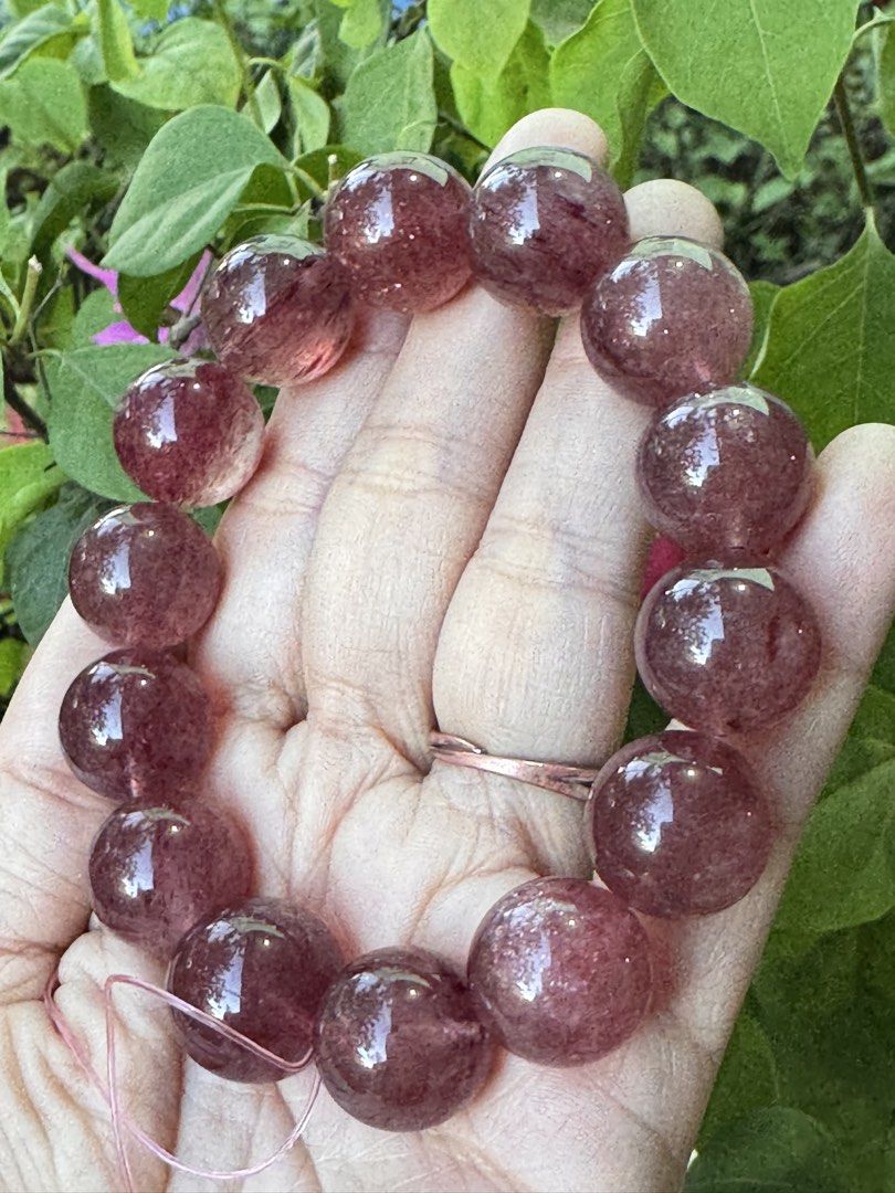 STRAWBERRY QUARTZ 🍒 B3_JC124 (Category: Precious Stones) located in Bulacan. Submitted by selling_low_by_bella_ben (Listing ID 1468174991, Image 3). Description: STRAWBERRY QUARTZ 🍒 B3_JC124 🏷️ 1200 16+ mm bead size 17 cm wrists.