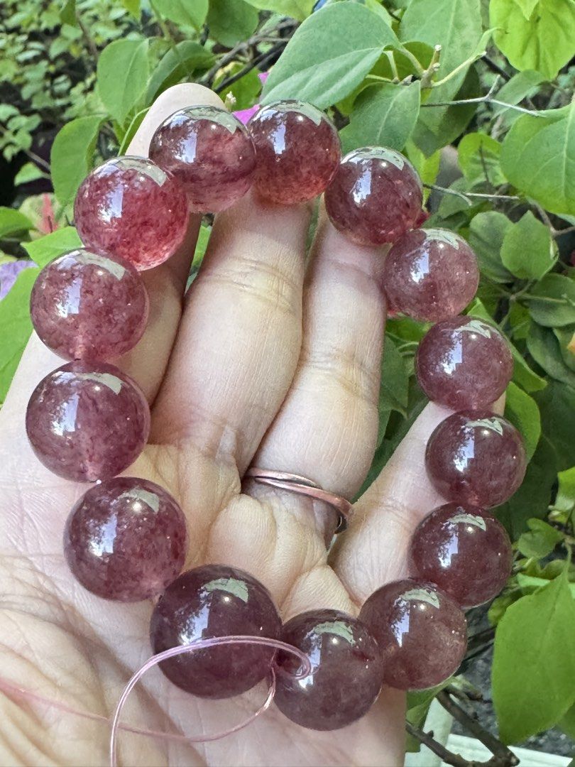 STRAWBERRY QUARTZ 🍒 B3_JC124 (Category: Precious Stones) located in Bulacan. Submitted by selling_low_by_bella_ben (Listing ID 1468174991, Image 2). Description: STRAWBERRY QUARTZ 🍒 B3_JC124 🏷️ 1200 16+ mm bead size 17 cm wrists.