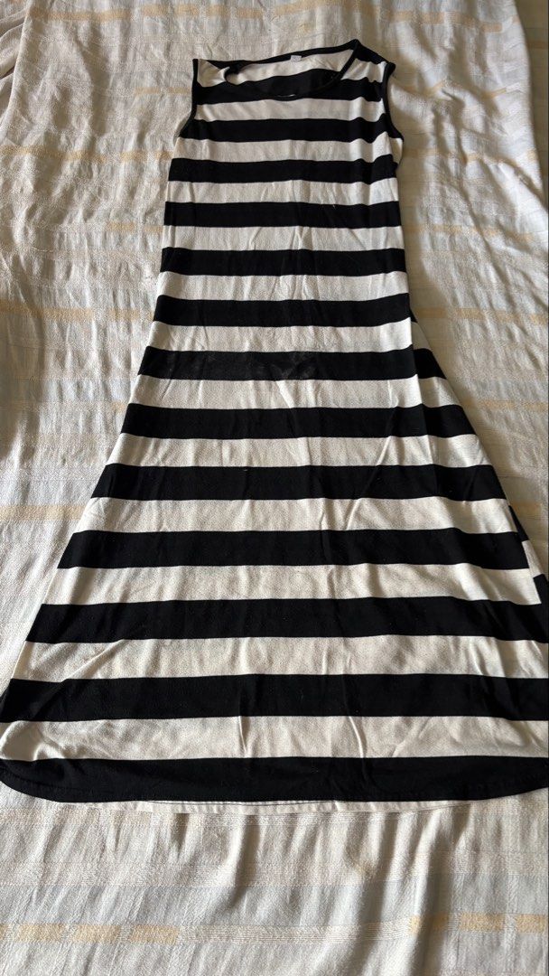 Stripe White Maxi Dress Bundle (Category: Dresses) located in Binan City. Submitted by myprelovedhaul (Listing ID 1468092668, Image 3). Description: fits small to medium .