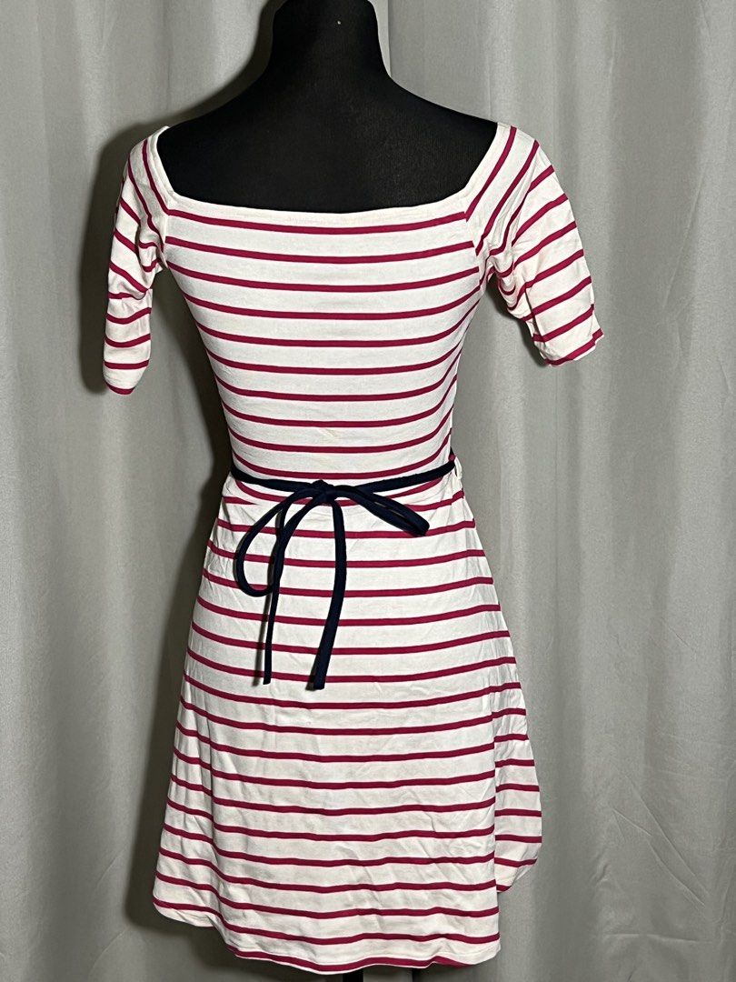 Striped square neck dress (Category: Dresses) located in Las Pinas. Submitted by jilanah (Listing ID 1468258350, Image 2). Description: .