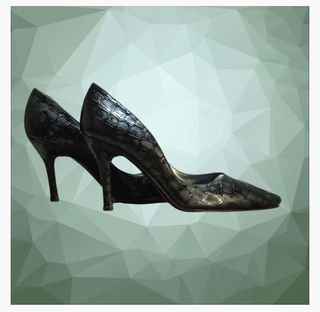 (Category: ) located in . Submitted by calm_youngstore7 (Listing ID 1468239030, Image 1). Description: .