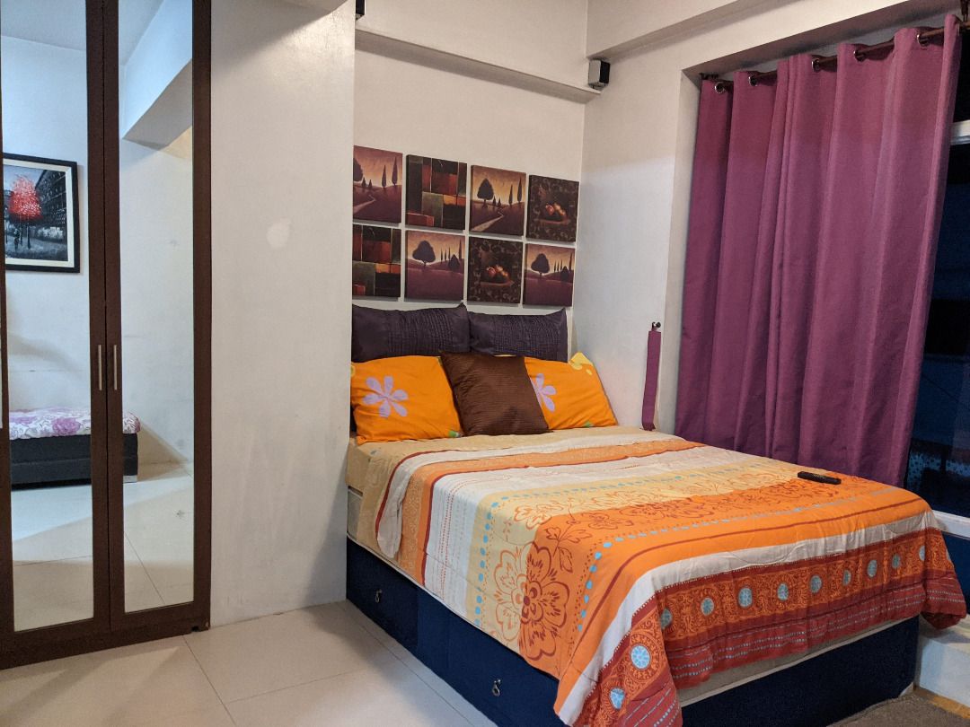 STUDIO CONDO UNIT FOR SALE (Category: Apartments & Condos) located in Pasig City. Submitted by hamlet33 (Listing ID 1468282386, Image 1). Description: Location: Angelica Manor, 46 Gen. Capinpin Street, San Antonio Village, Pasig City (Very close to Ortigas CBD, Ayala Malls The 30th, and Estancia Mall) SELLING PRICE: ₱2,900,000 (Gross) - Unit Size: 21 square meters - Unit Type: Fully Furnished Studio Unit - Baths: 1 Toilet & Bath - Special Feature